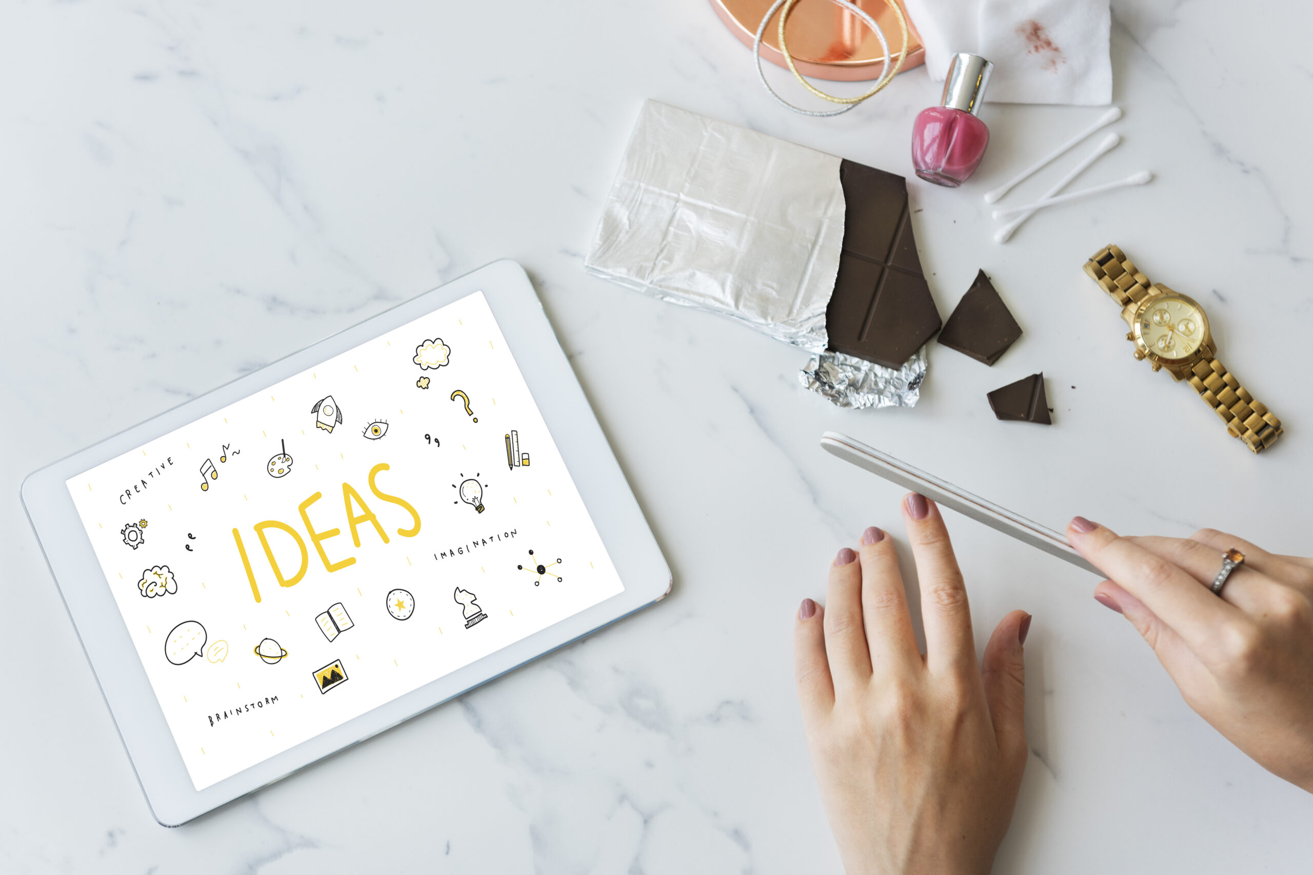 Concepto de estrategia, ideas y planificación relacionado con el branding y la construcción de una marca.