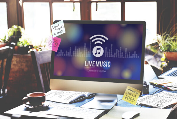 Experiencia de branding sonoro y música digital aplicada a negocios online y marketing sensorial