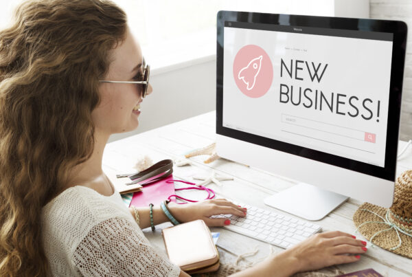 Velocidad web para negocios online y optimización de rendimiento digital